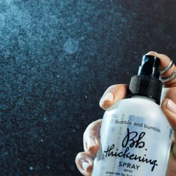 Bumble And Bumble Thickening Spray -Pas Cher Fee Lisse Magasin bumble and bumble thickening spray spray volume pour cheveux 2