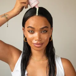 Coco & Eve Like A Virgin Hair Necessities Kit 11 Coco & Eve Like A Virgin Hair Necessities Kit -Pas Cher Fee Lisse Magasin coco eve like a virgin hair necessities kit ensemble pour des cheveux brillants et doux 4