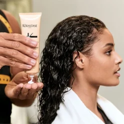 Kérastase Curl Manifesto Crème De Jour Fondamentale -Pas Cher Fee Lisse Magasin kerastase curl manifesto creme de jour fondamentale soin sans rincage pour cheveux boucles et frise 4