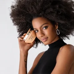 Kérastase Curl Manifesto Masque Beurre Haute Nutrition -Pas Cher Fee Lisse Magasin kerastase curl manifesto masque beurre haute nutrition masque nourrissant pour cheveux boucles et frise 4