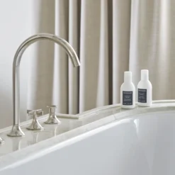 Sachajuan Intensive Repair Shampoo -Pas Cher Fee Lisse Magasin sachajuan intensive repair shampoo shampoing pour cheveux abimes et exposes au soleil