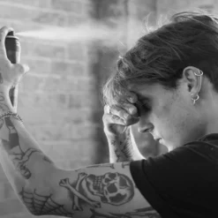 Sebastian Professional Shaper Zero Gravity -Pas Cher Fee Lisse Magasin sebastian professional shaper zero gravity spray cheveux definition et forme 1